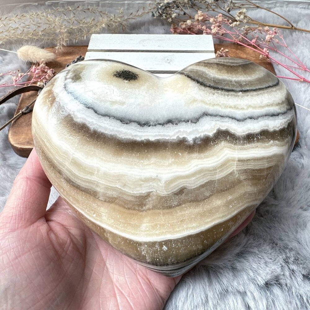 Gorgeous Large Mexican Calcite Heart 1.07kg